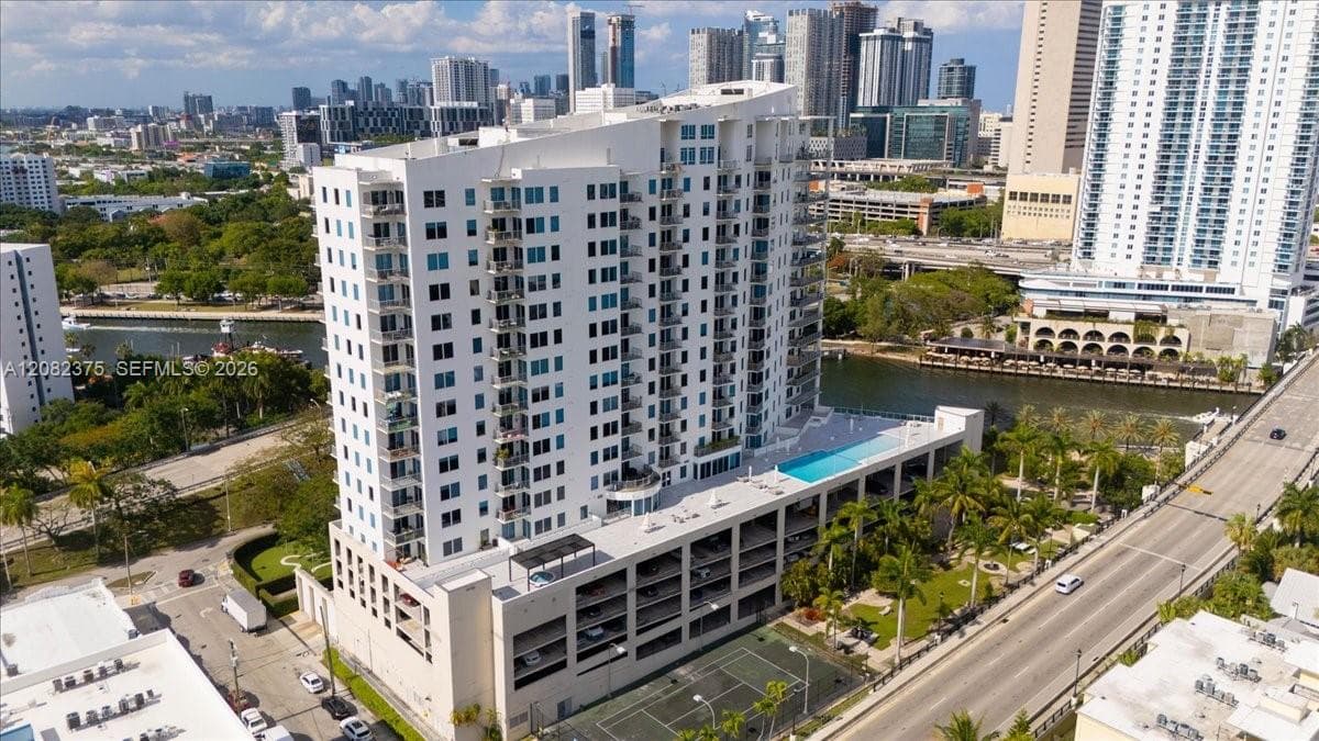 NEO CONDO · #806 in Miami - Photo 18
