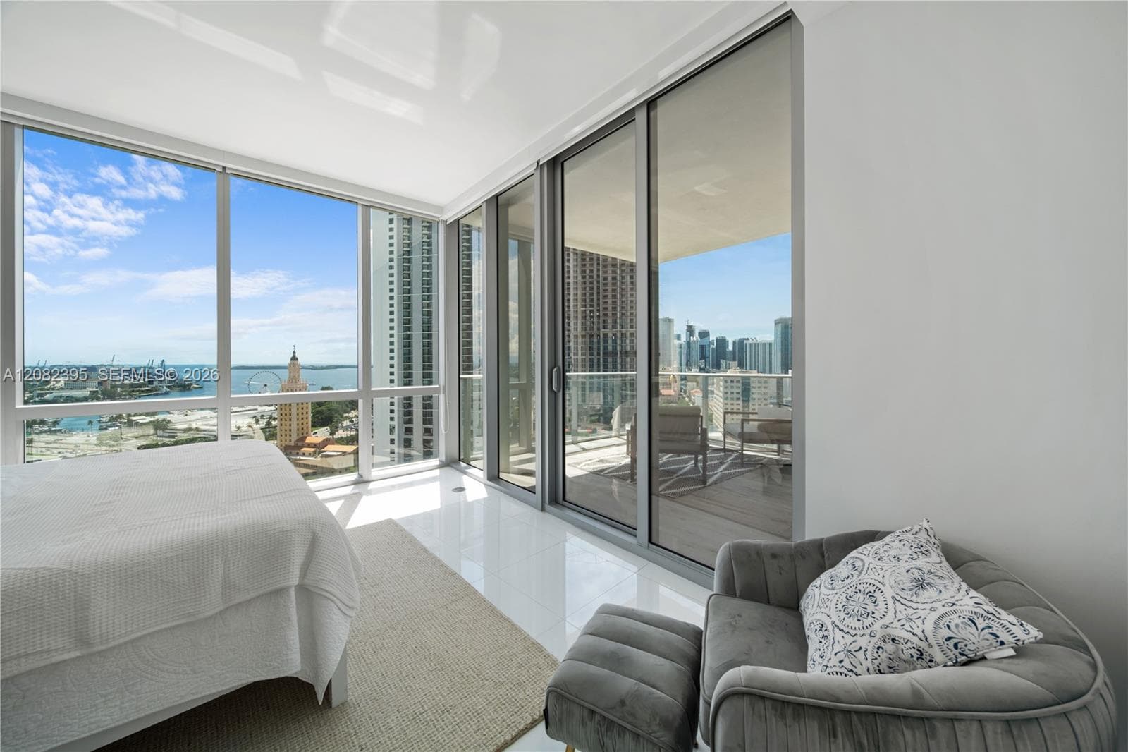 Paramount Miami Worldcenter · #2011 in Miami - Photo 12