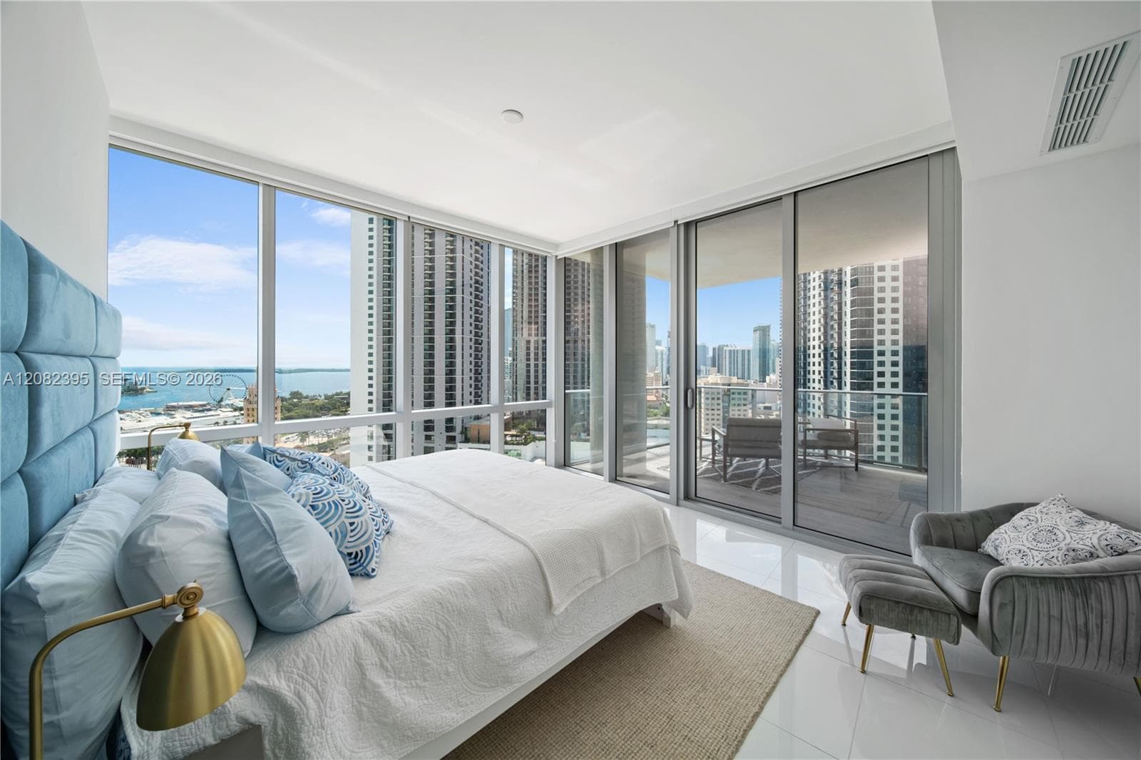 Paramount Miami Worldcenter · #2011 in Miami - Photo 11