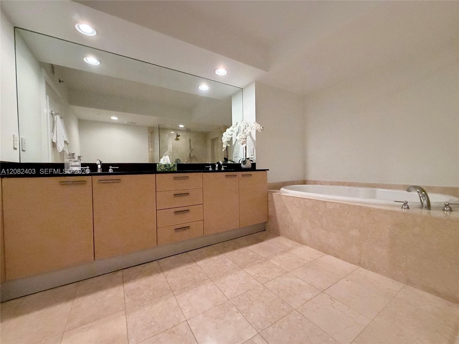 BEACH CLUB ONE · #4202 in Hallandale Beach - Photo 22