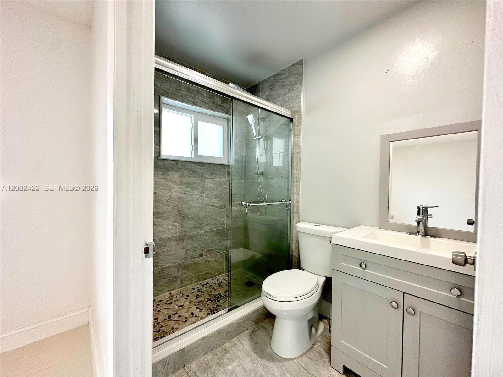 18155 SW 105th Ave photo 10
