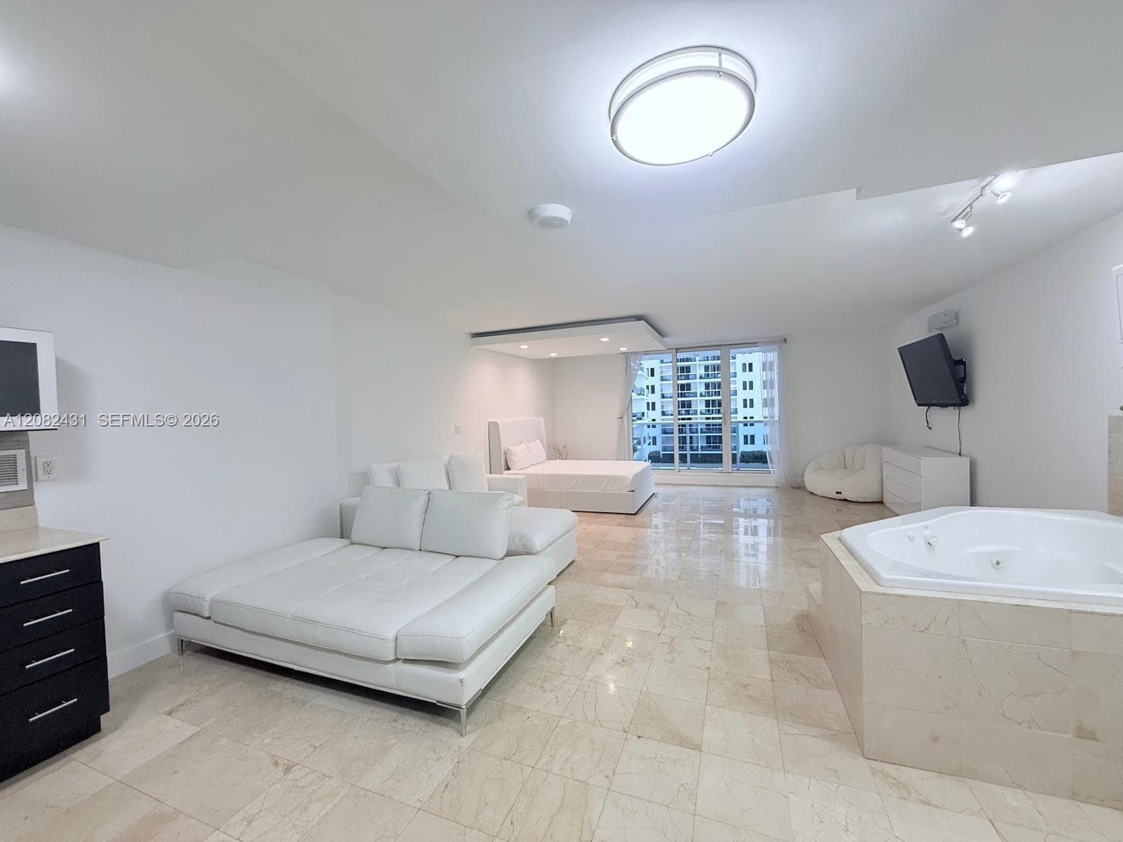 Roney Palace · #621 in Miami Beach - Photo 15