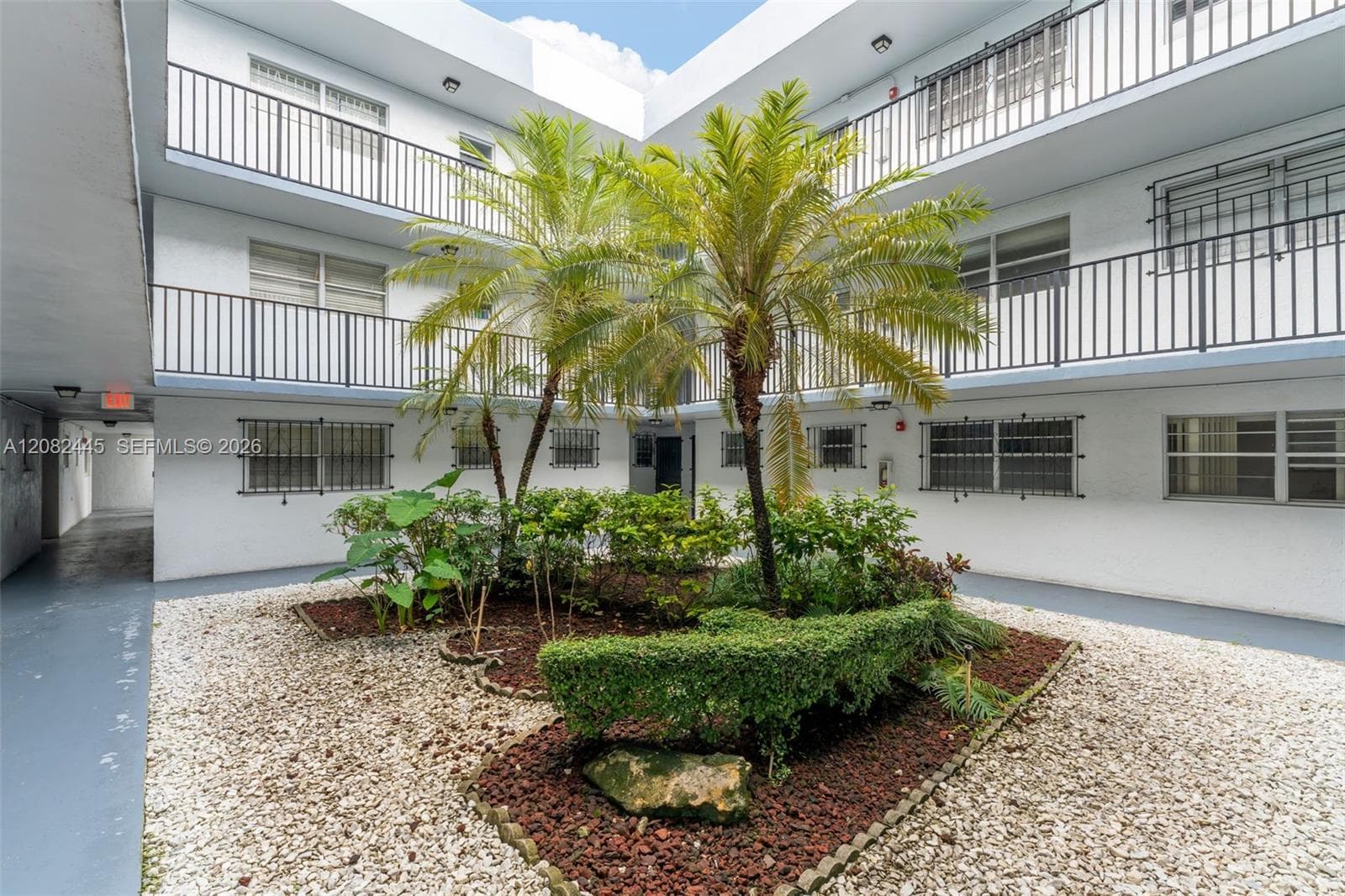 GROVE GARDENS CONDO · #5113 in Miami - Photo 18