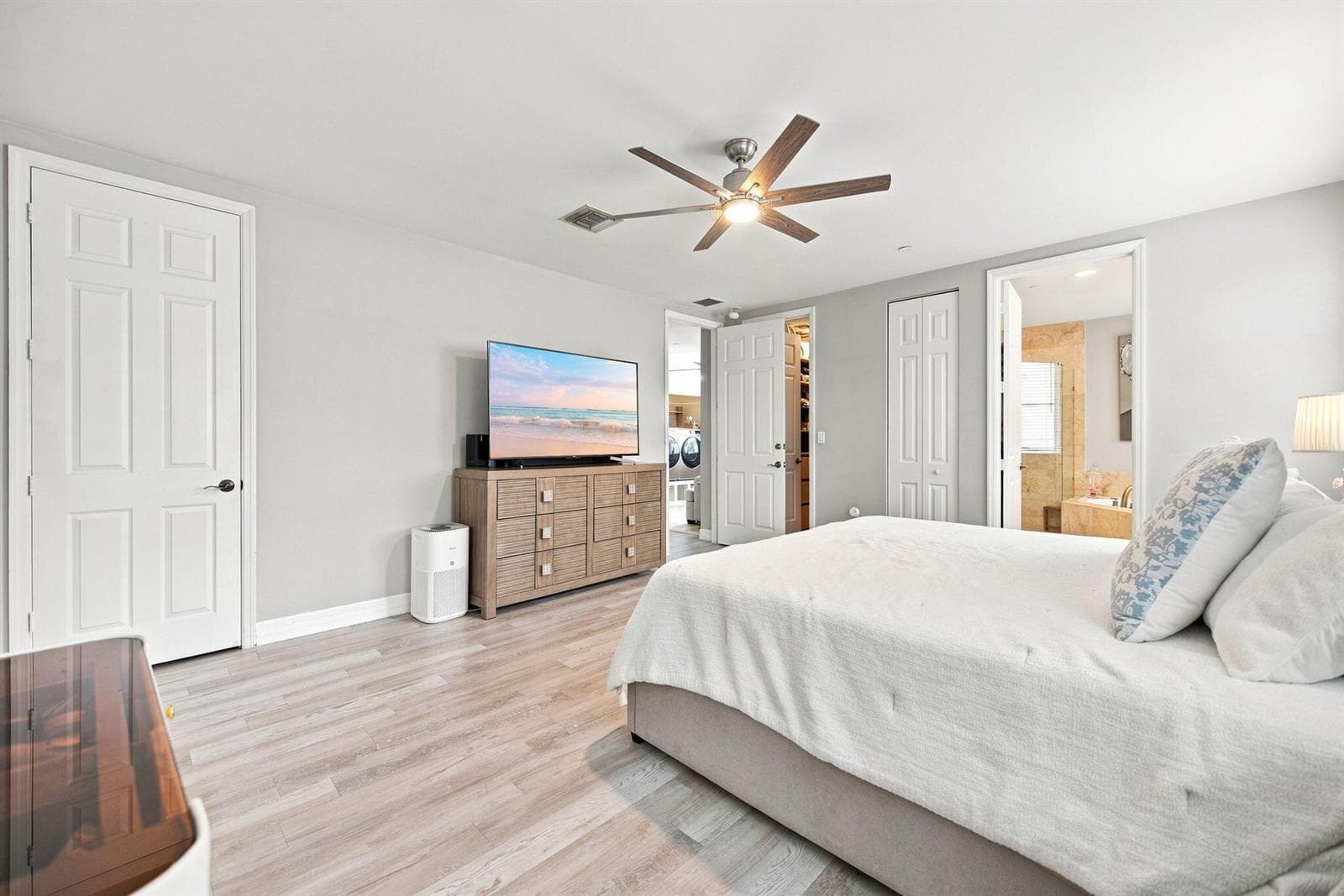 23-web-or-mls-633-ne-11th-ave-2