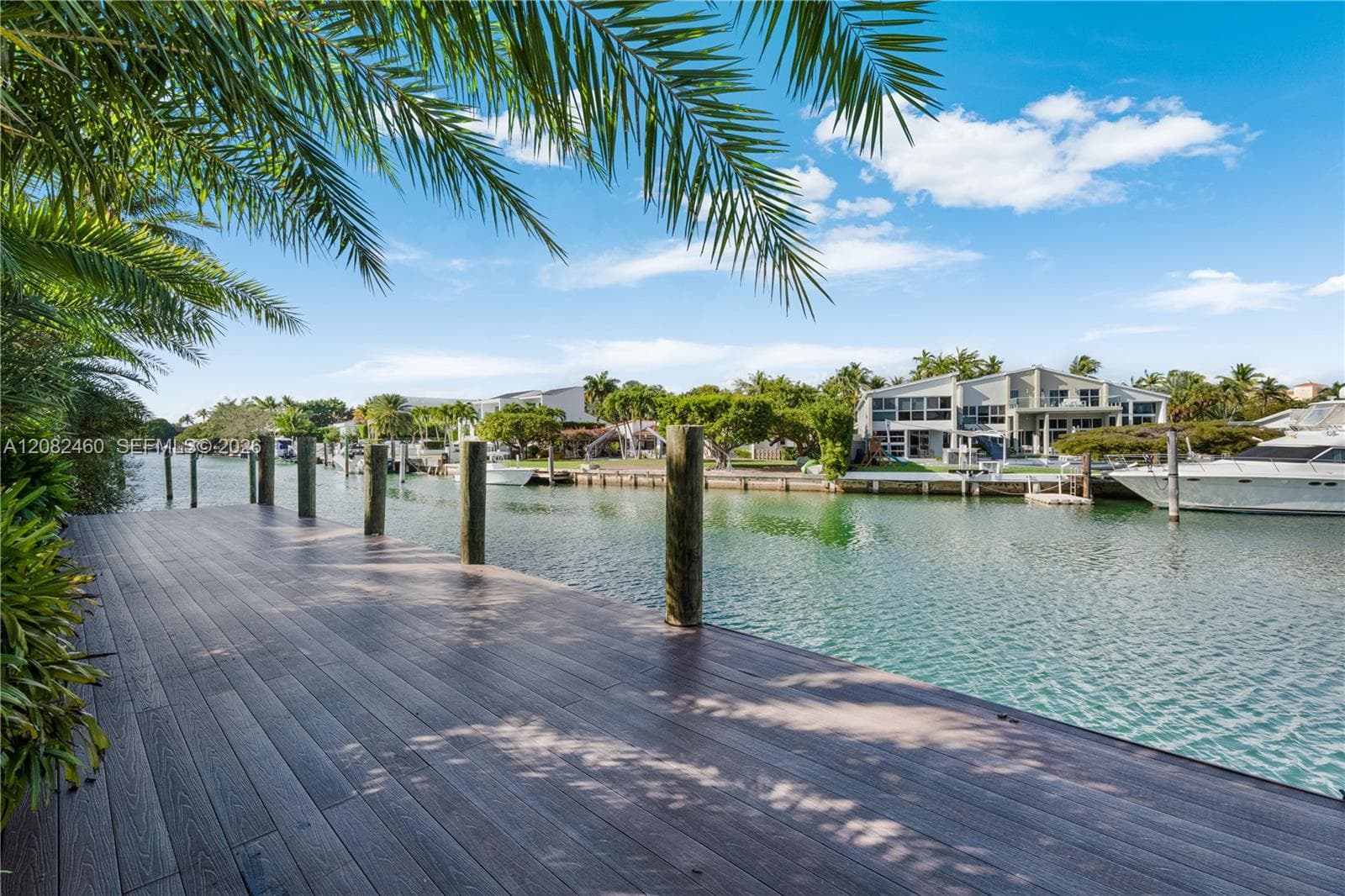 131 Cape Florida Dr photo 3