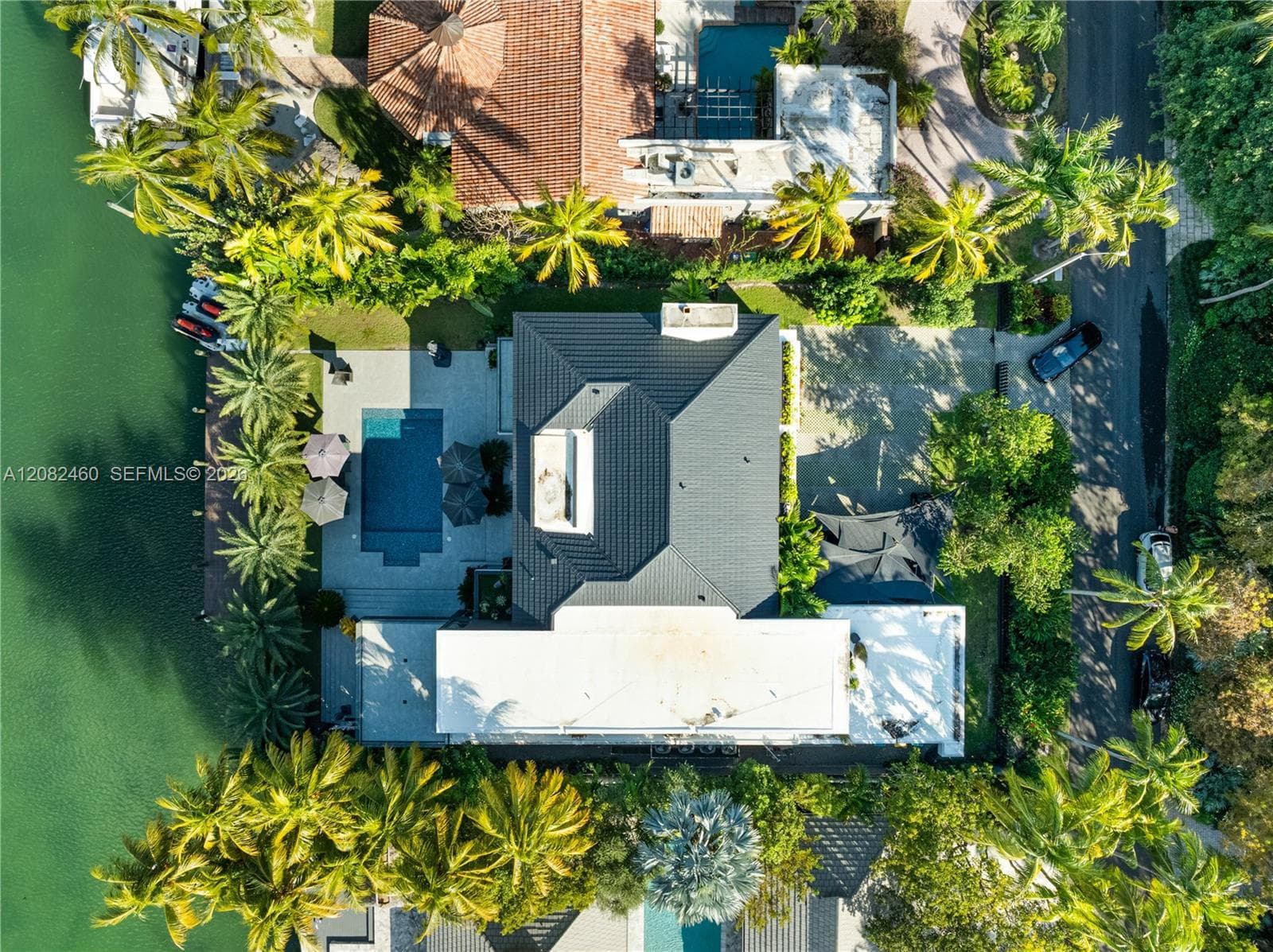 131 Cape Florida Dr photo 37