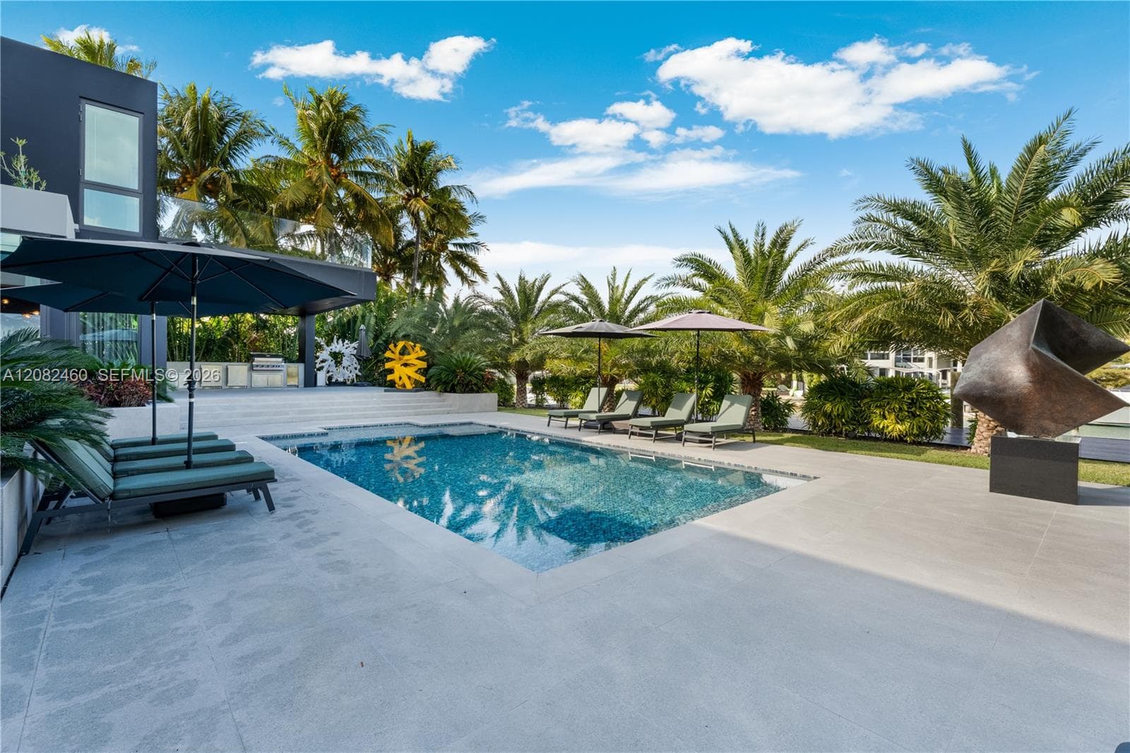 131 Cape Florida Dr photo 48