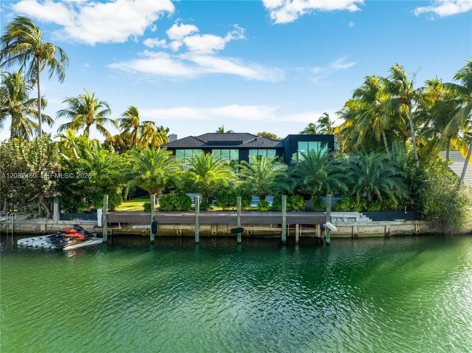 131 Cape Florida Dr photo 44