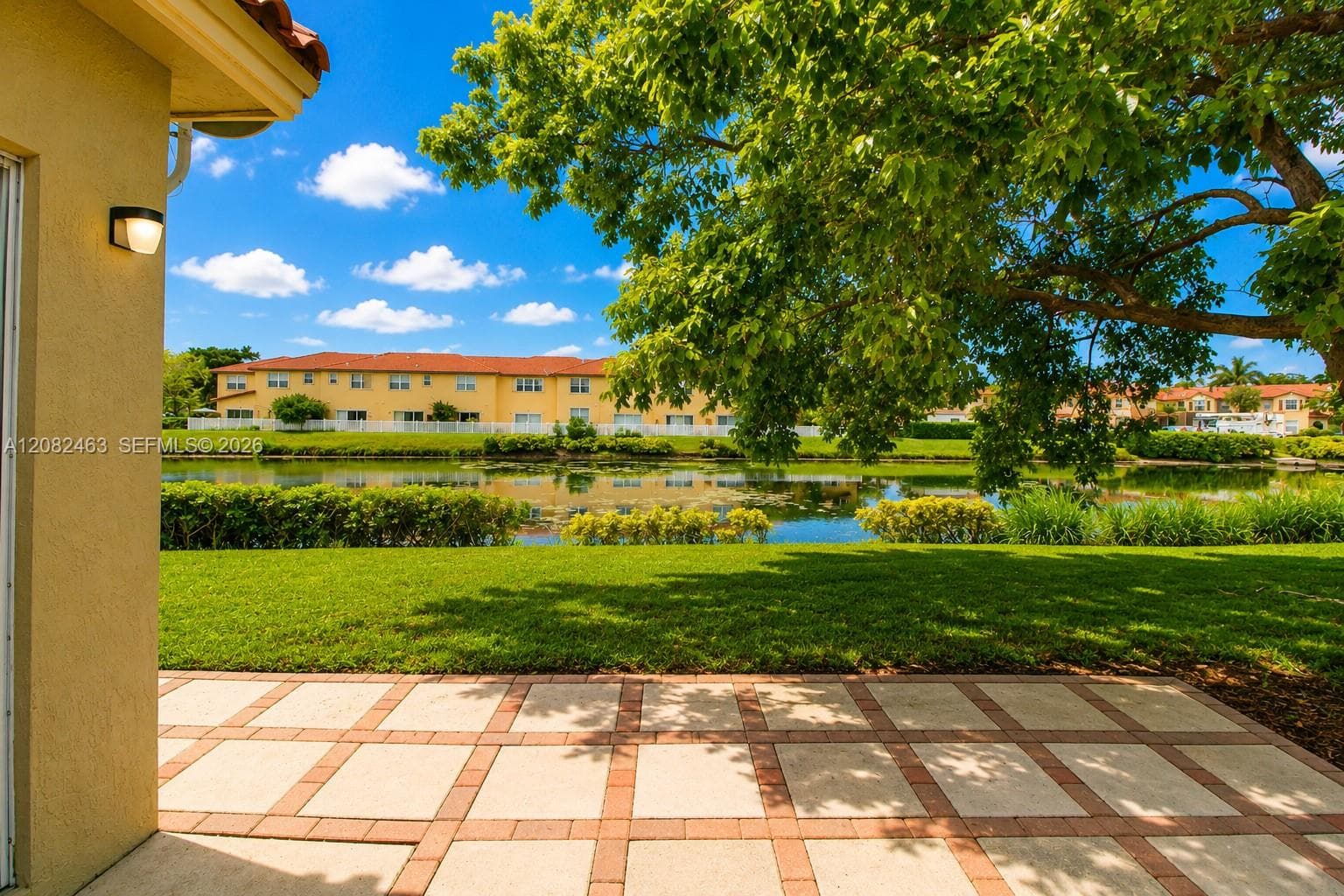 1680 NE 35th Ave photo 6