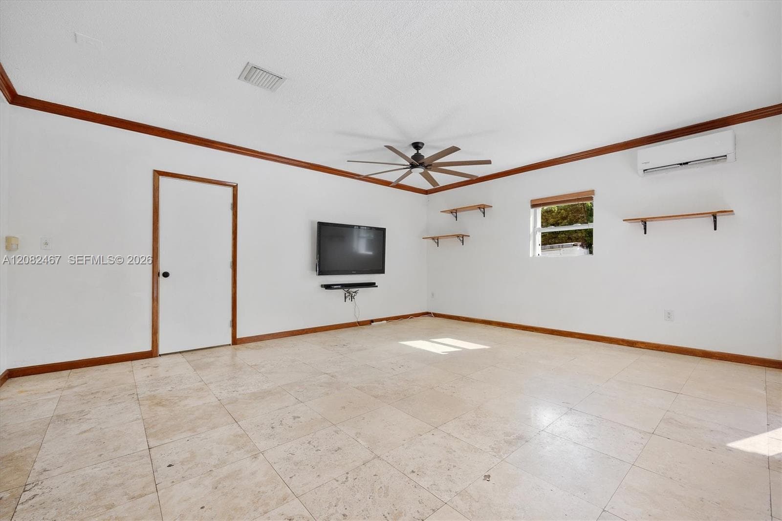 18545 SW 82nd Ave photo 6