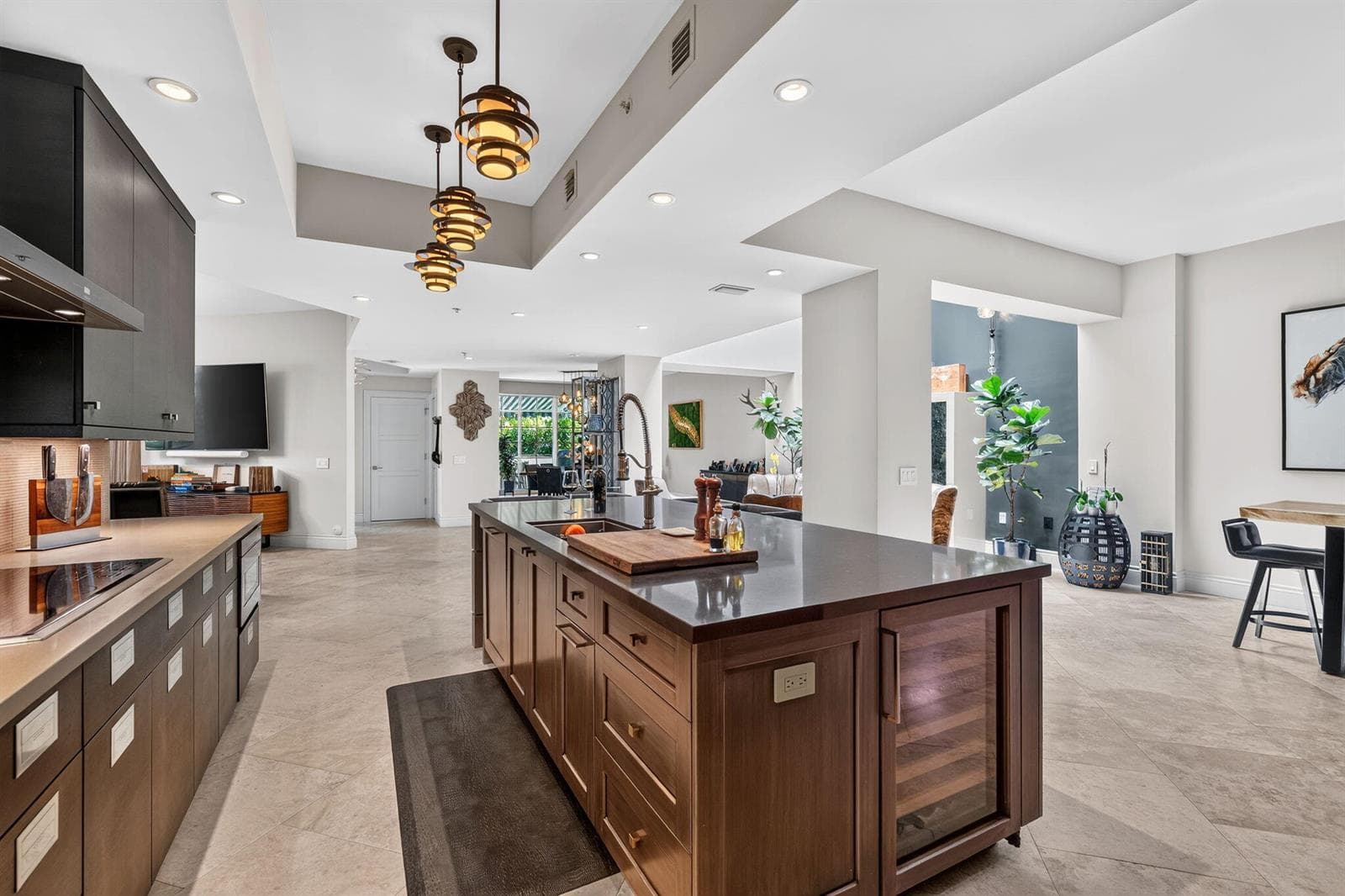 Open kitchen