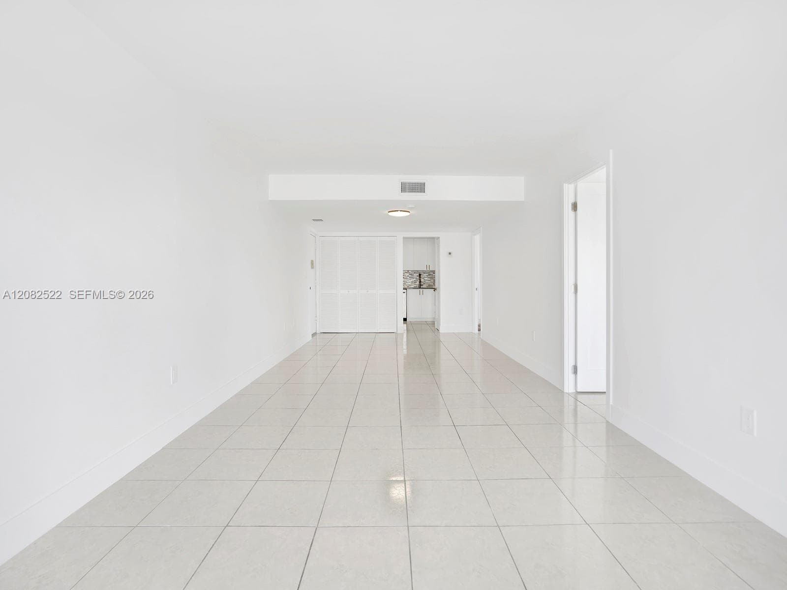 ABBOTT BY THE SEA CONDO · #406 in Miami Beach - Photo 11
