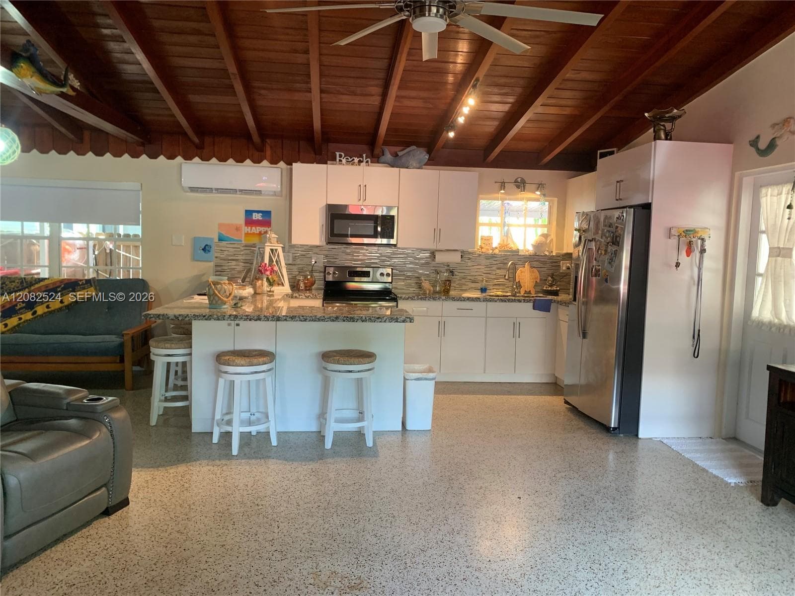 44 Orange Dr photo 6