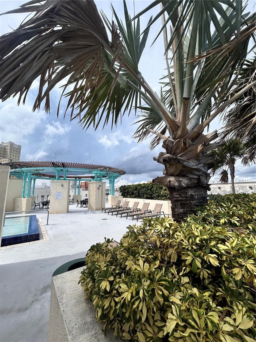 DOWNTOWN DADELAND CONDO N · #605 in Miami - Photo 42