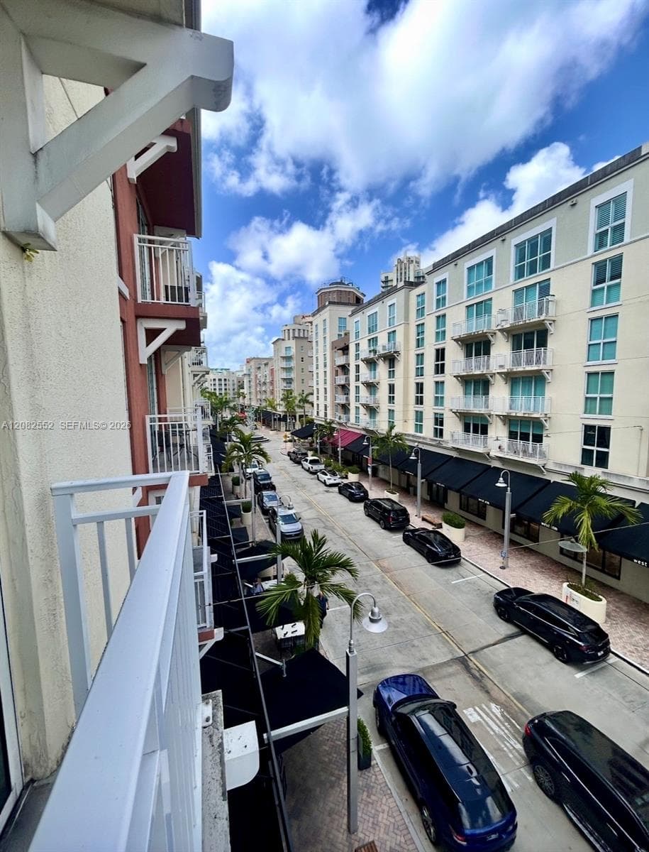 DOWNTOWN DADELAND CONDO N · #605 in Miami - Photo 46