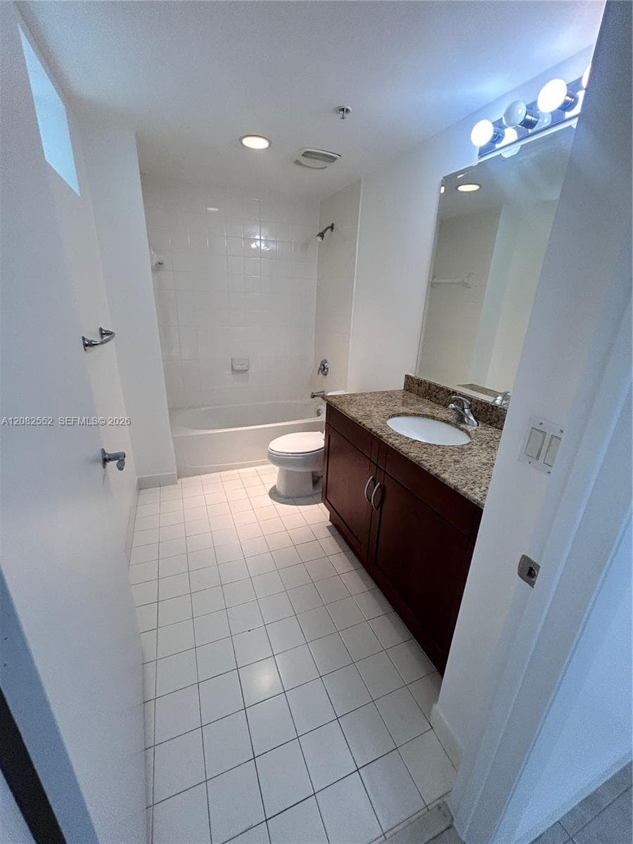 DOWNTOWN DADELAND CONDO N · #605 in Miami - Photo 7