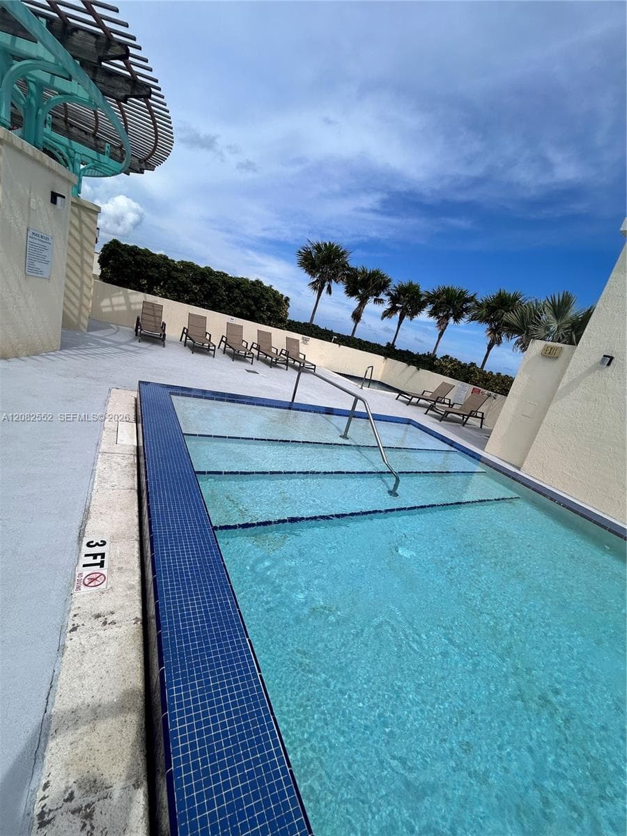 DOWNTOWN DADELAND CONDO N · #605 in Miami - Photo 34