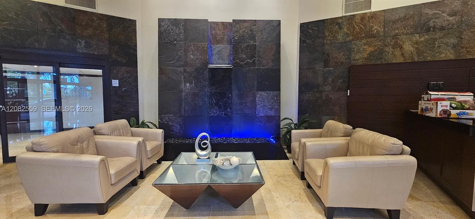 PARC CENTRAL AVENTURA SOU · #LP08 in Aventura - Photo 17