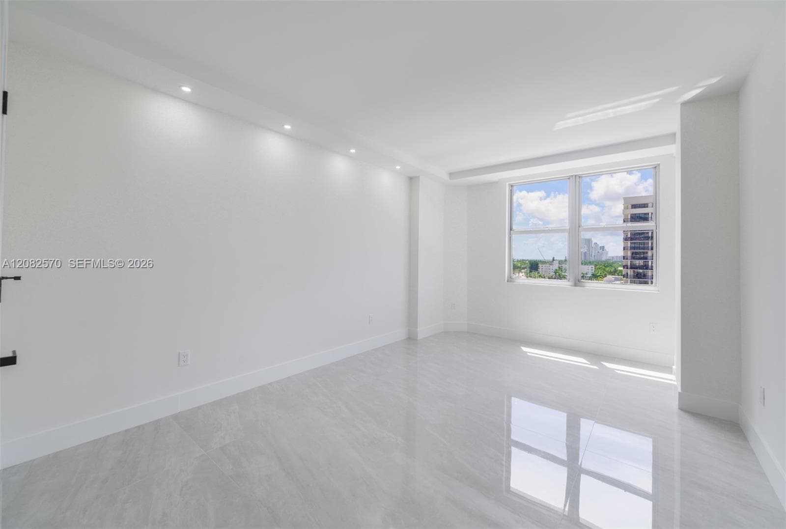 HEMISPHERES · #8Q in Hallandale Beach - Photo 38