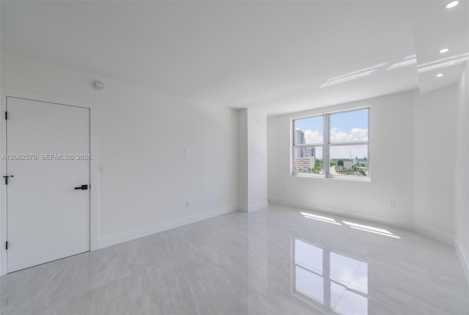 HEMISPHERES · #8Q in Hallandale Beach - Photo 25