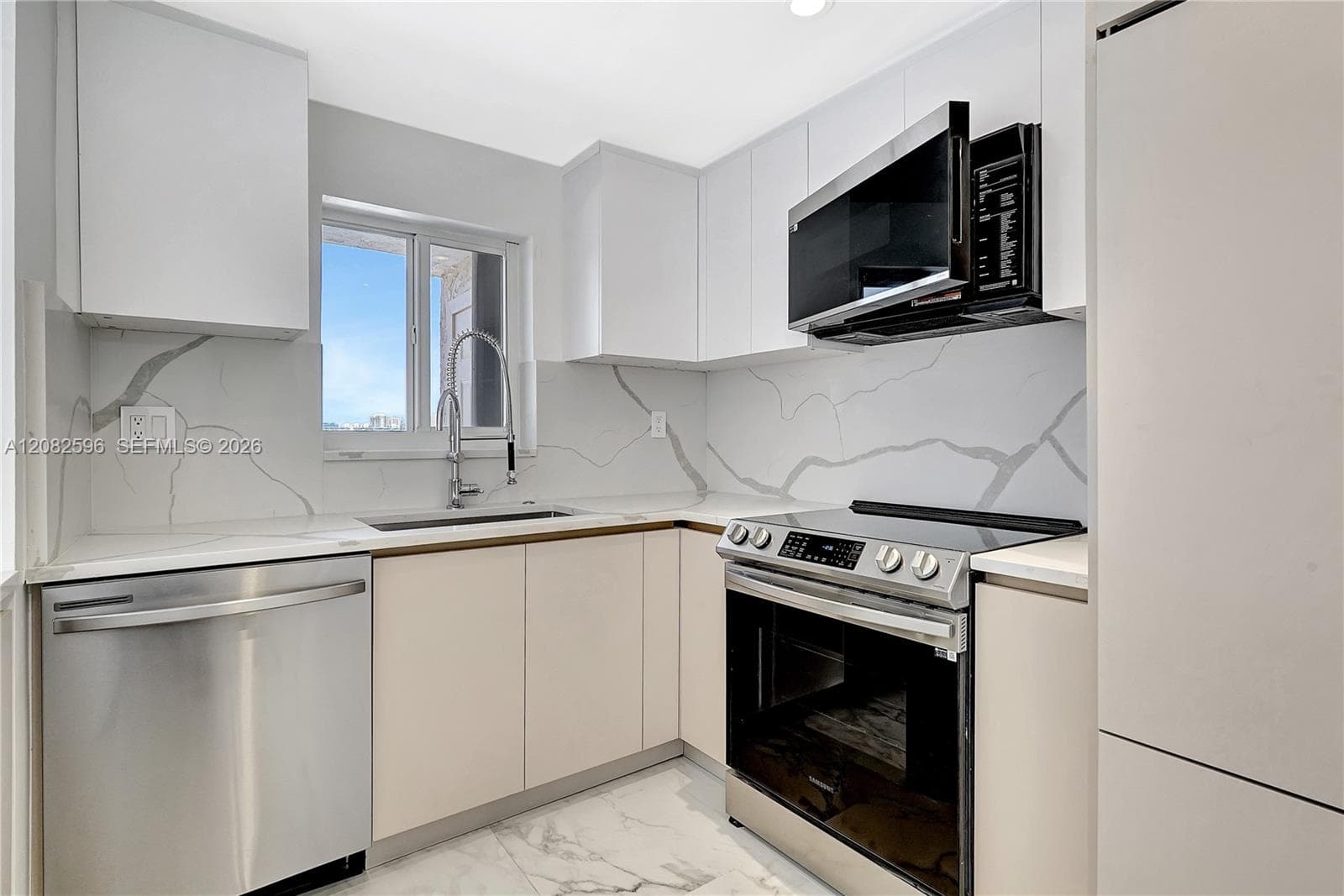 LEEWARD POINT CONDO · #2 in North Miami Beach - Photo 15