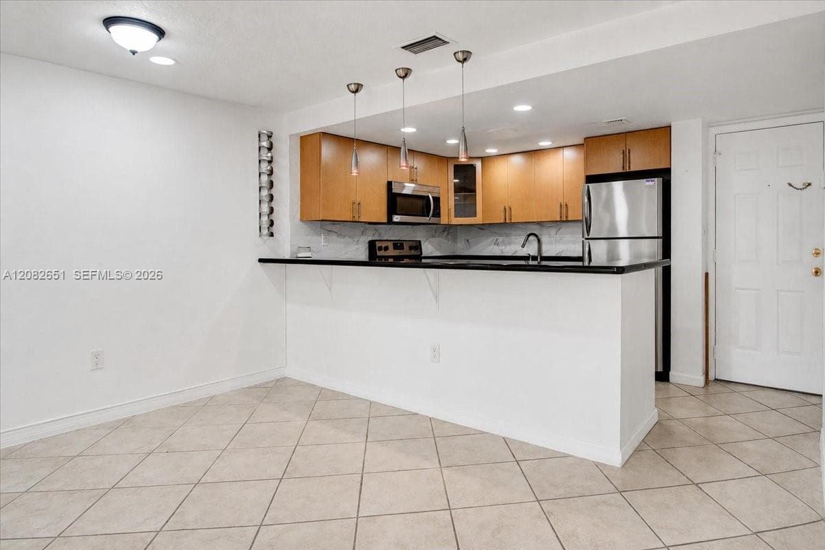 THE NORMANDY CONDO · #303 in Miami Beach - Photo 9