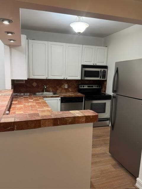 ISLAND PLACE AT NORTH BAY · #4M in North Bay Village - Photo 12