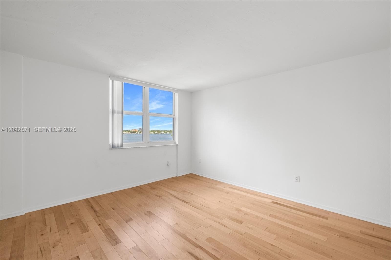 Island Pointe Condo · #9C in Bay Harbor Islands - Photo 24