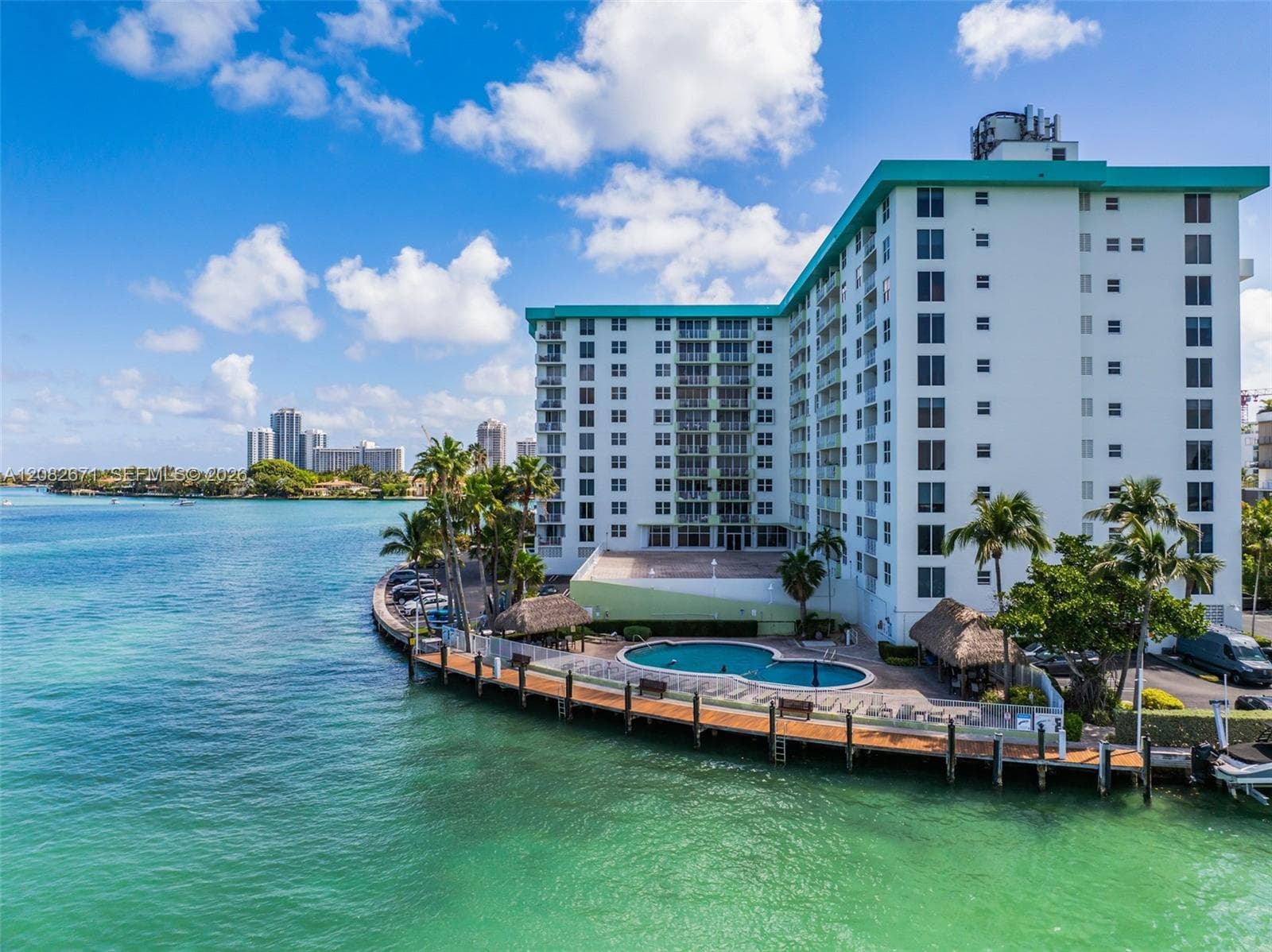 Island Pointe Condo · #9C in Bay Harbor Islands - Photo 39