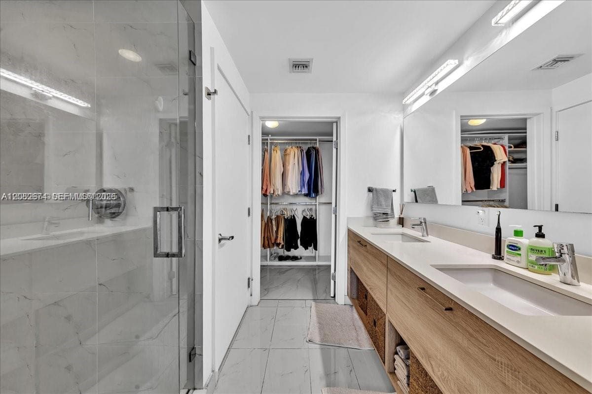 THE HARBOUR NORTH CONDO · #804 in North Miami Beach - Photo 23