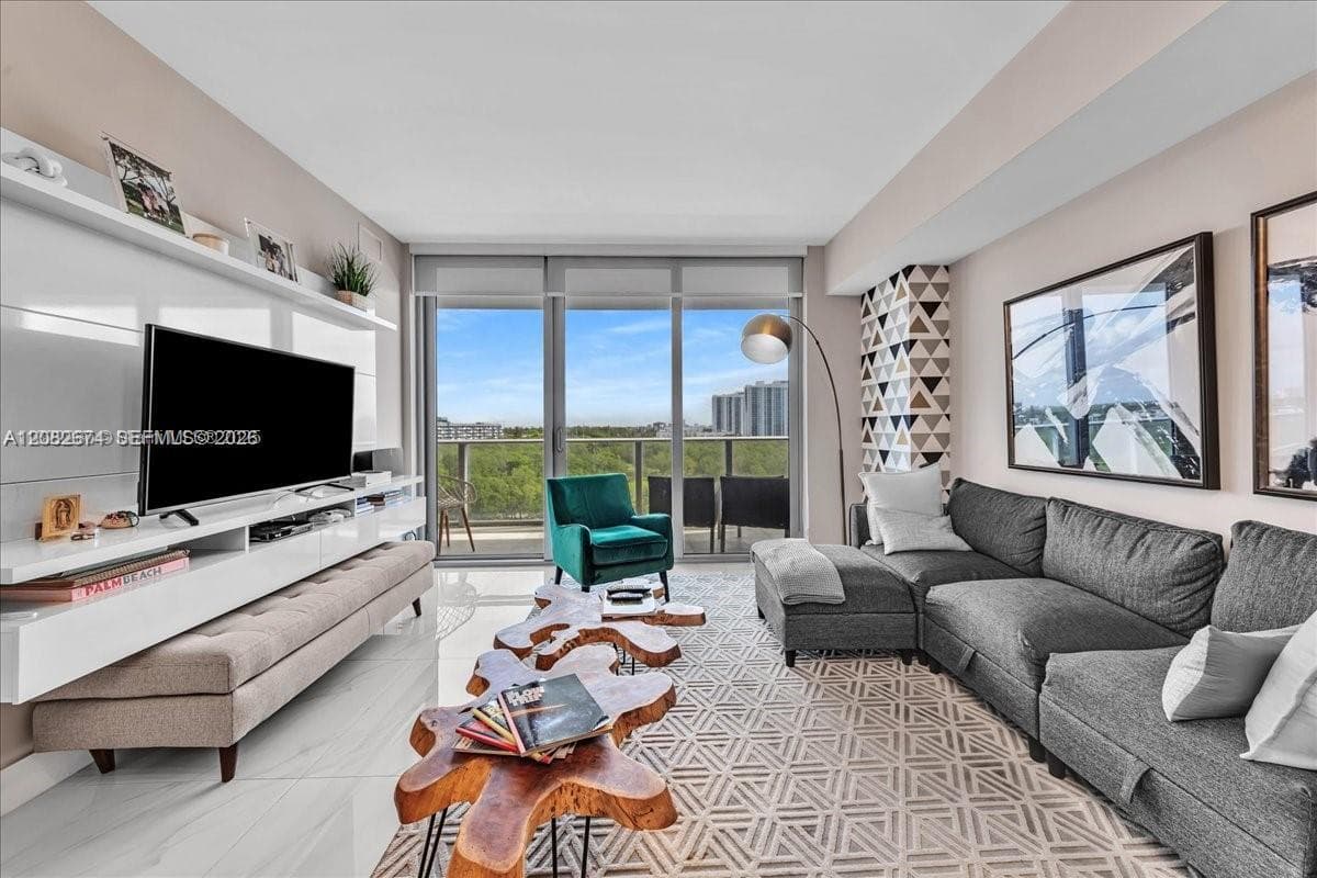 THE HARBOUR NORTH CONDO · #804 in North Miami Beach - Photo 13
