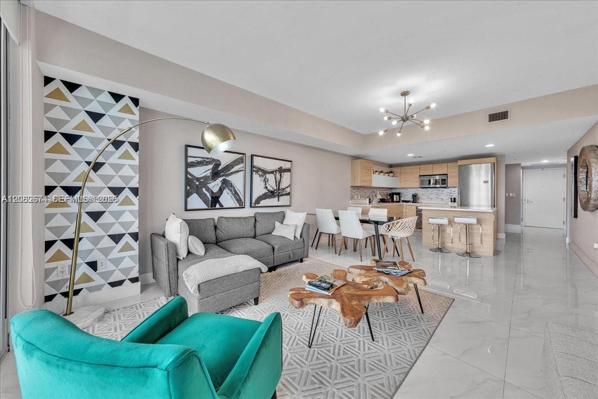 THE HARBOUR NORTH CONDO · #804 in North Miami Beach - Photo 16
