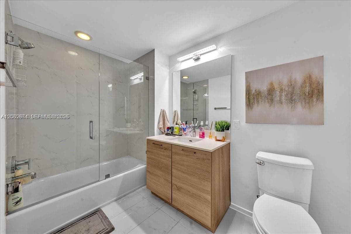 THE HARBOUR NORTH CONDO · #804 in North Miami Beach - Photo 28