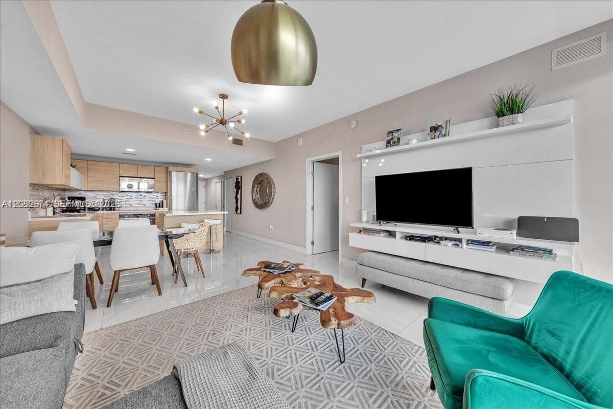 THE HARBOUR NORTH CONDO · #804 in North Miami Beach - Photo 15