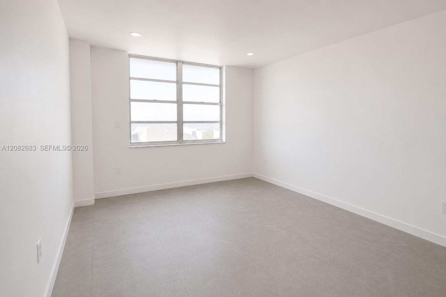 COMMODORE PLAZA CONDO · #PH05 in Aventura - Photo 6