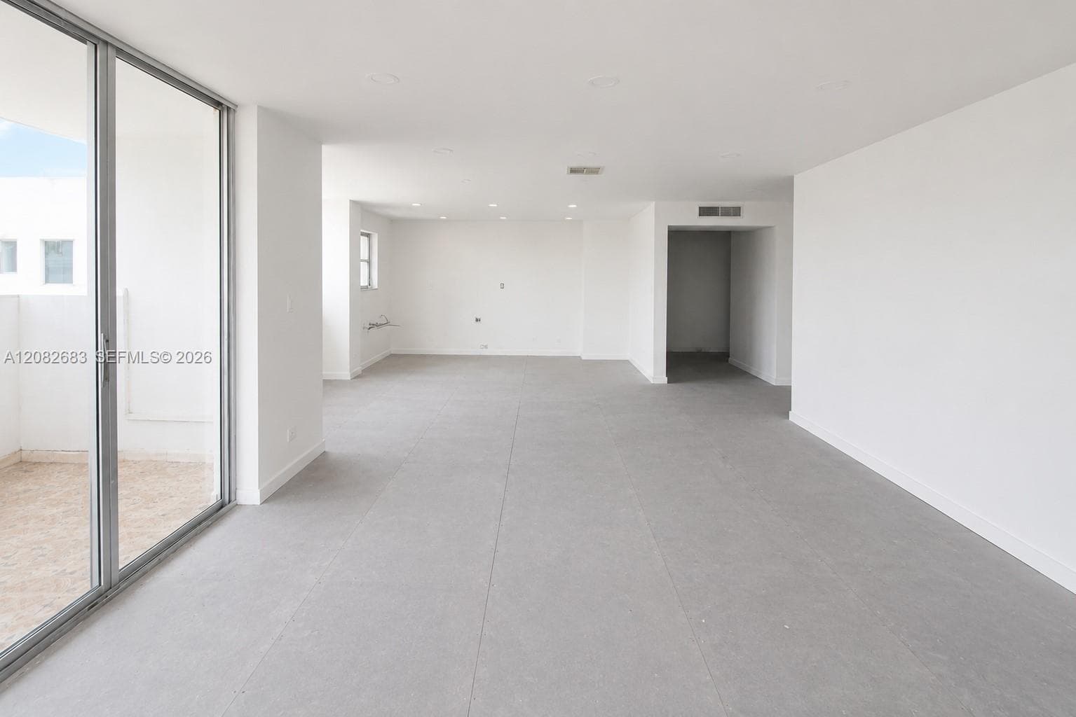 COMMODORE PLAZA CONDO · #PH05 in Aventura - Photo 12