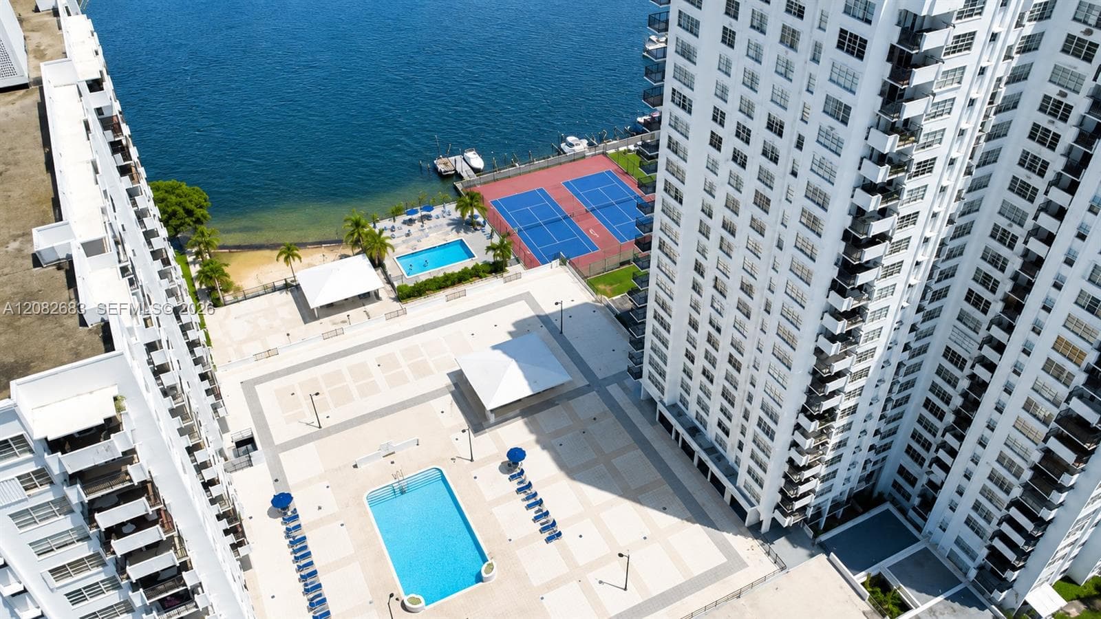 COMMODORE PLAZA CONDO · #PH05 in Aventura - Photo 21