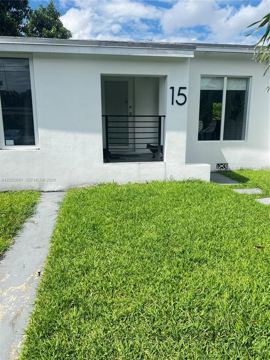 15 NW 52nd St photo 2