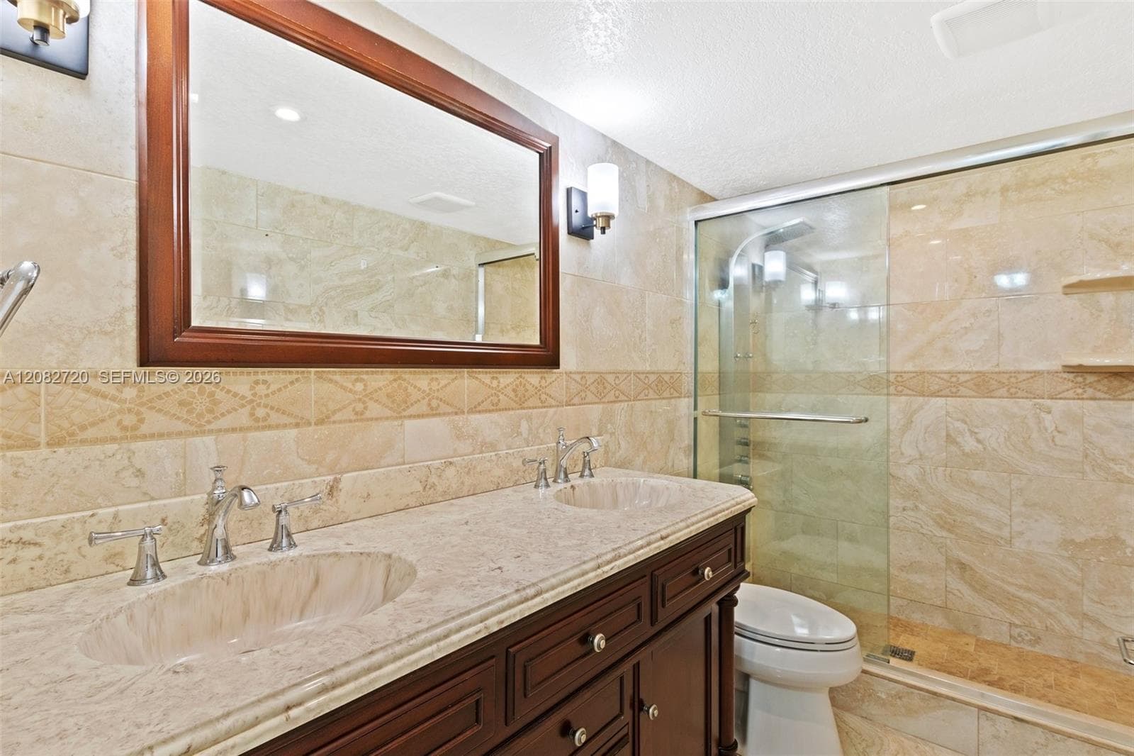 BELLA VILLAS CONDO · #223 in Hialeah - Photo 2