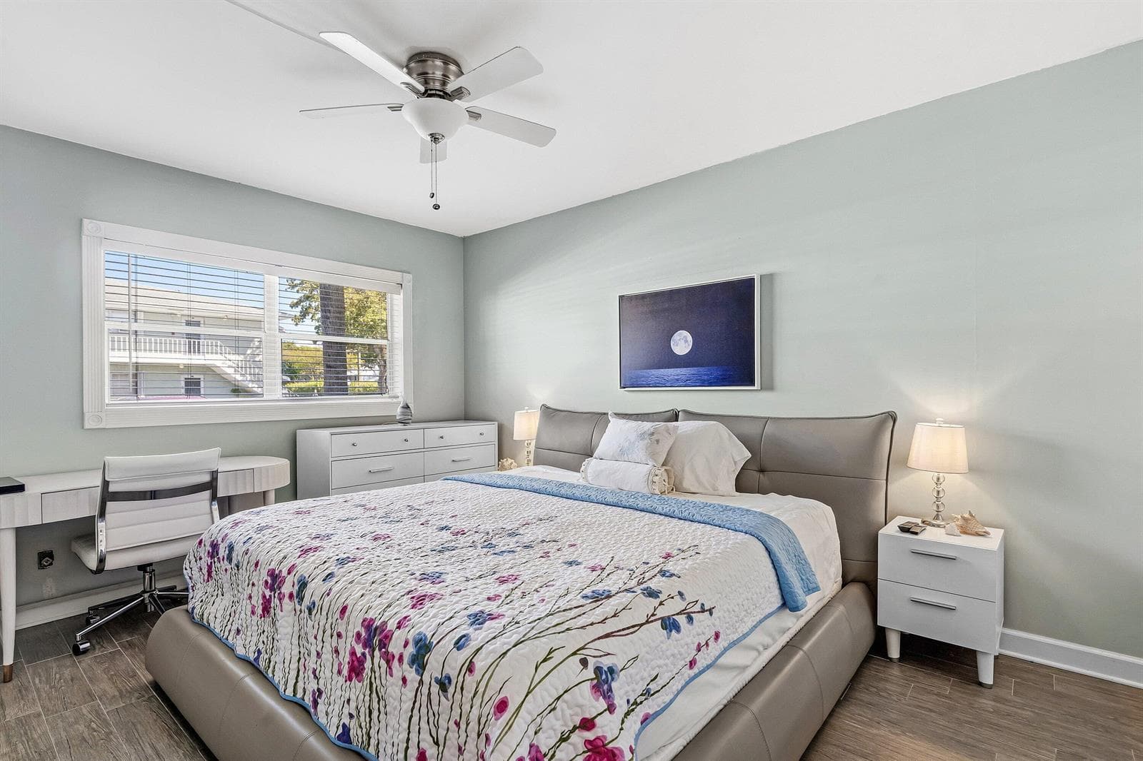 017-2440Southwest22ndAvenue-703-DelrayBe