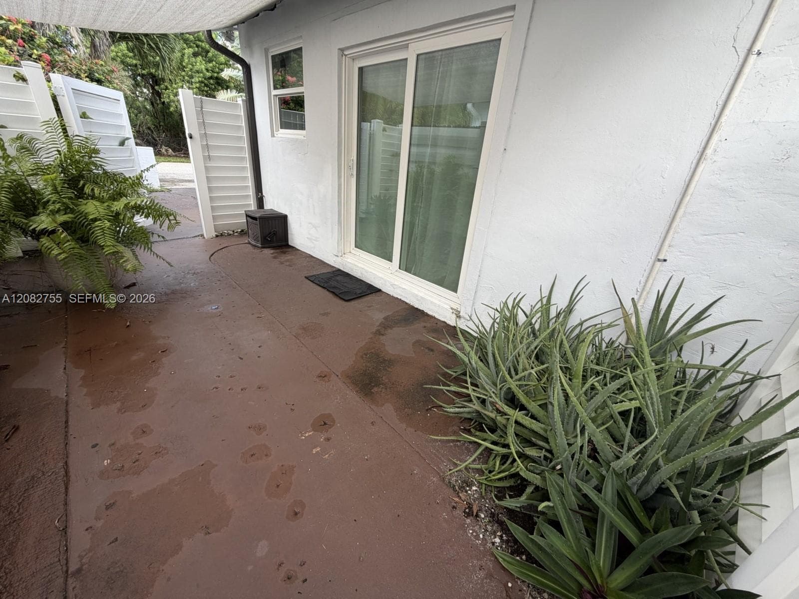 COUNTRY CLUB HOMES in Hollywood - Photo 8
