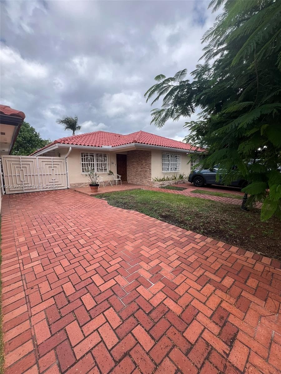 13253 NW 7th Ter photo 42