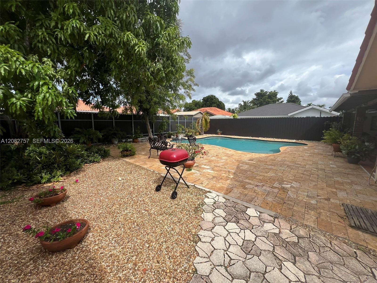 13253 NW 7th Ter photo 3
