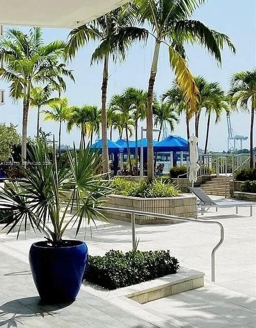 SOUTH BAY CLUB CONDO · #505 in Miami Beach - Photo 33