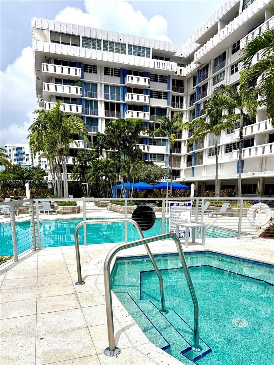 SOUTH BAY CLUB CONDO · #505 in Miami Beach - Photo 45