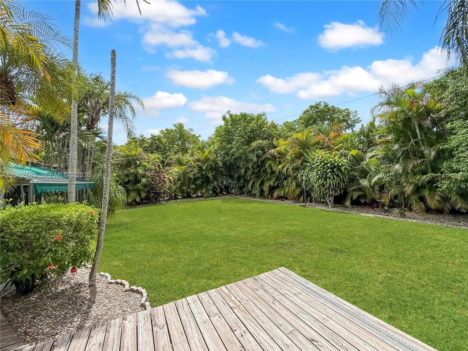 3128 Coconut Grove Dr photo 25