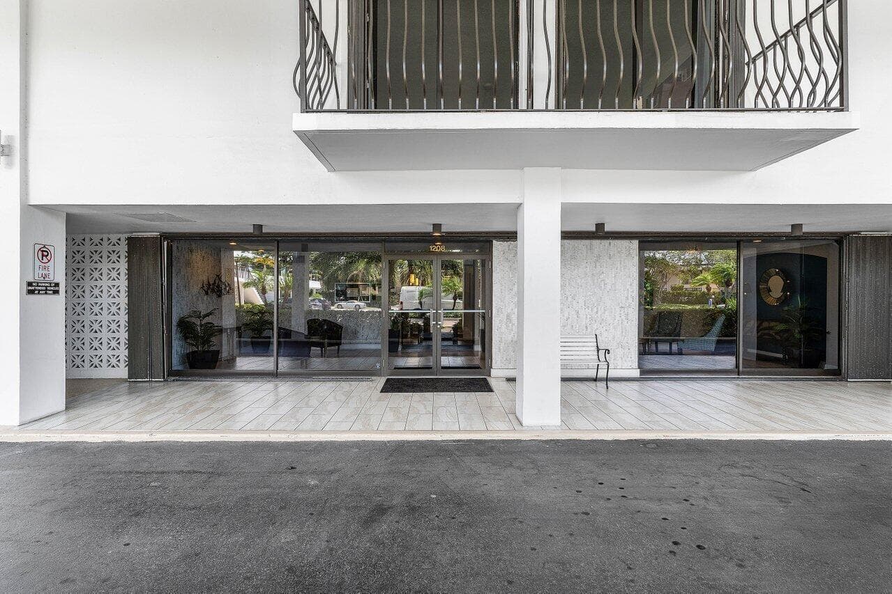 002-1208MarineWay-506-NorthPalmBeach-FL-