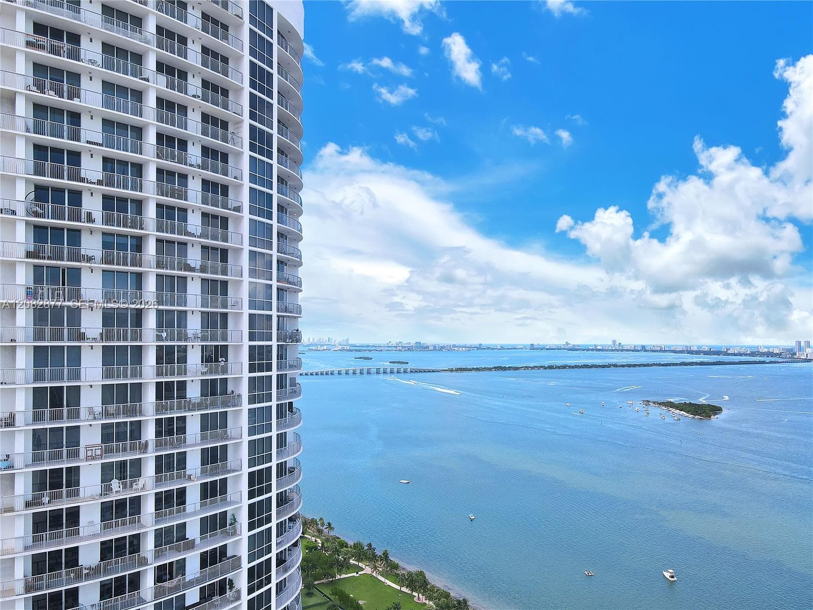 Opera Tower · #4504 in Miami - Photo 1
