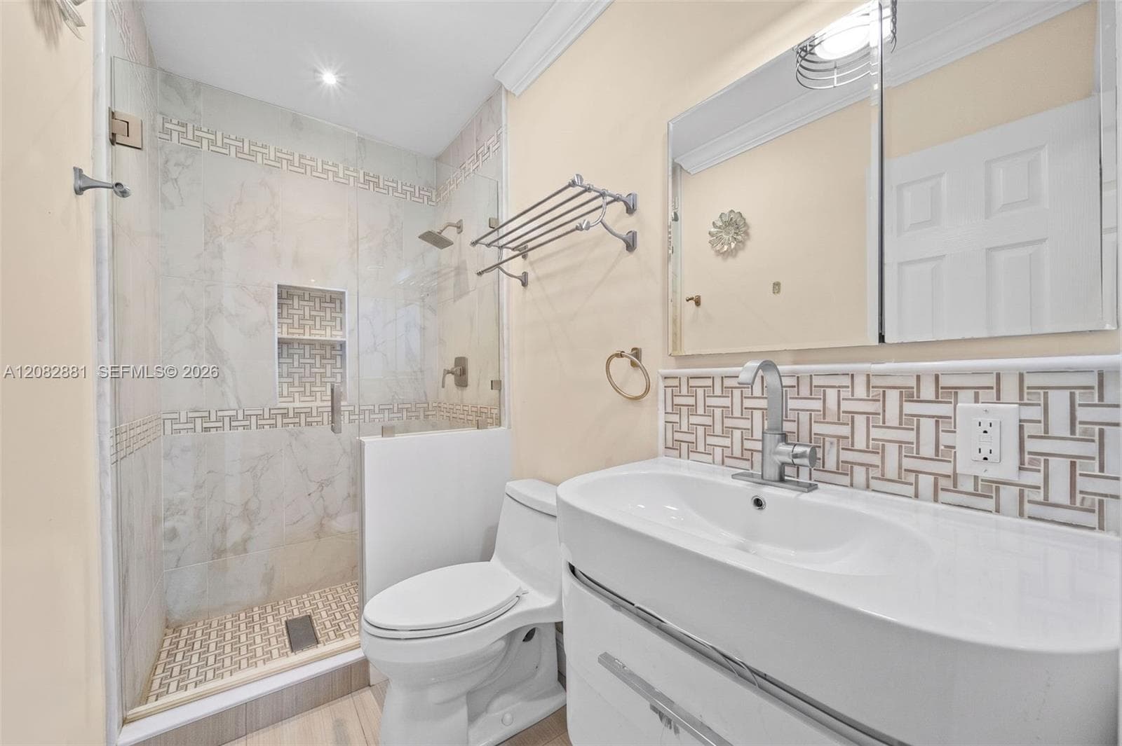 3756 NE 167th St #44 photo 16