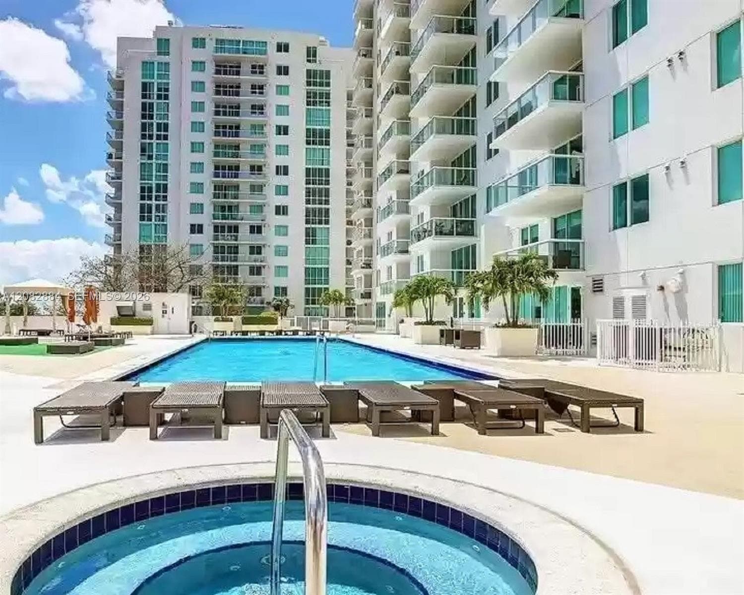 TERRAZAS RIVERPARK VILLAG · #1401 in Miami - Photo 15